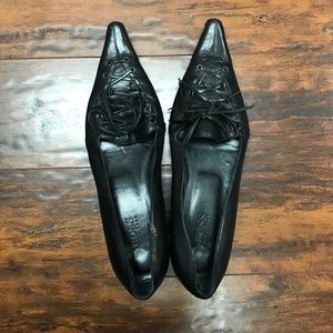 Hugo Boss Black Lace Up Pumps EUC